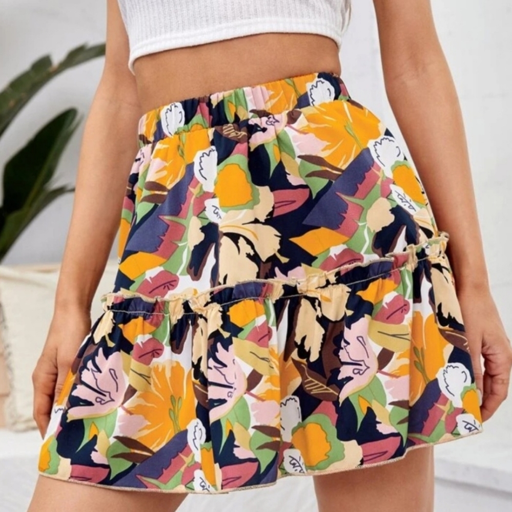 💛TARA DIAMOND💛 Tropical Floral Skirt